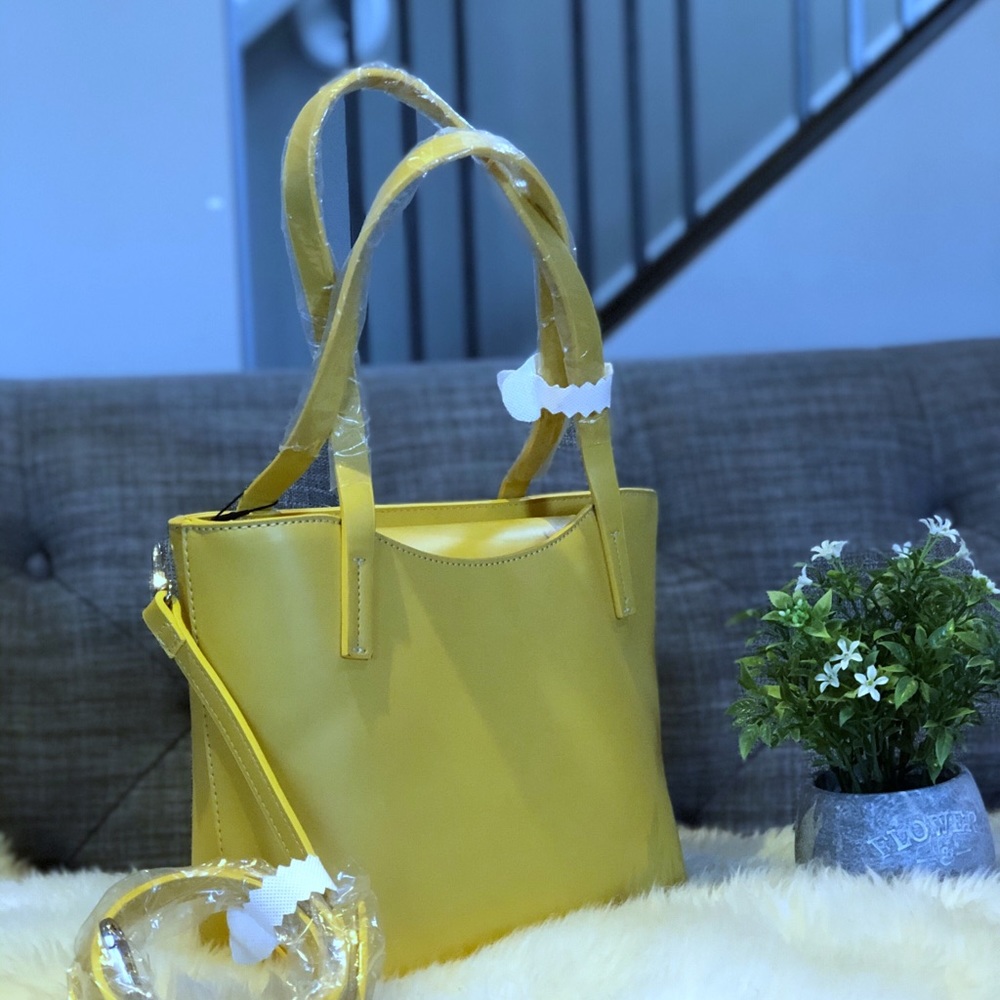 Shopper/Cross Bag